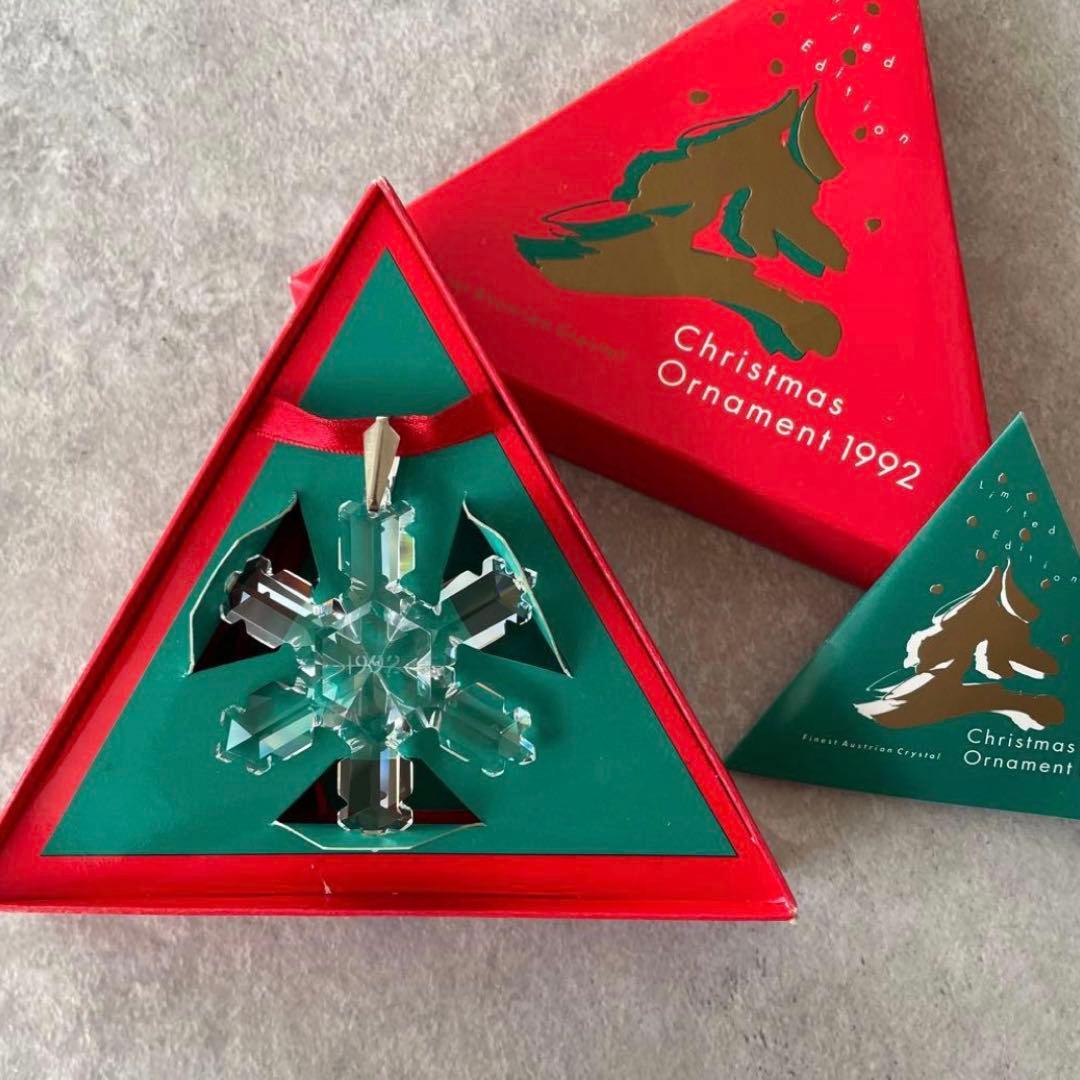 新品未使用【激レア】クリスマスオーナメント 1992年 雪の結晶 箱付きE 新品未使用 クリスマスオーナメント 1992年 雪の結晶 箱付き - メルカリ