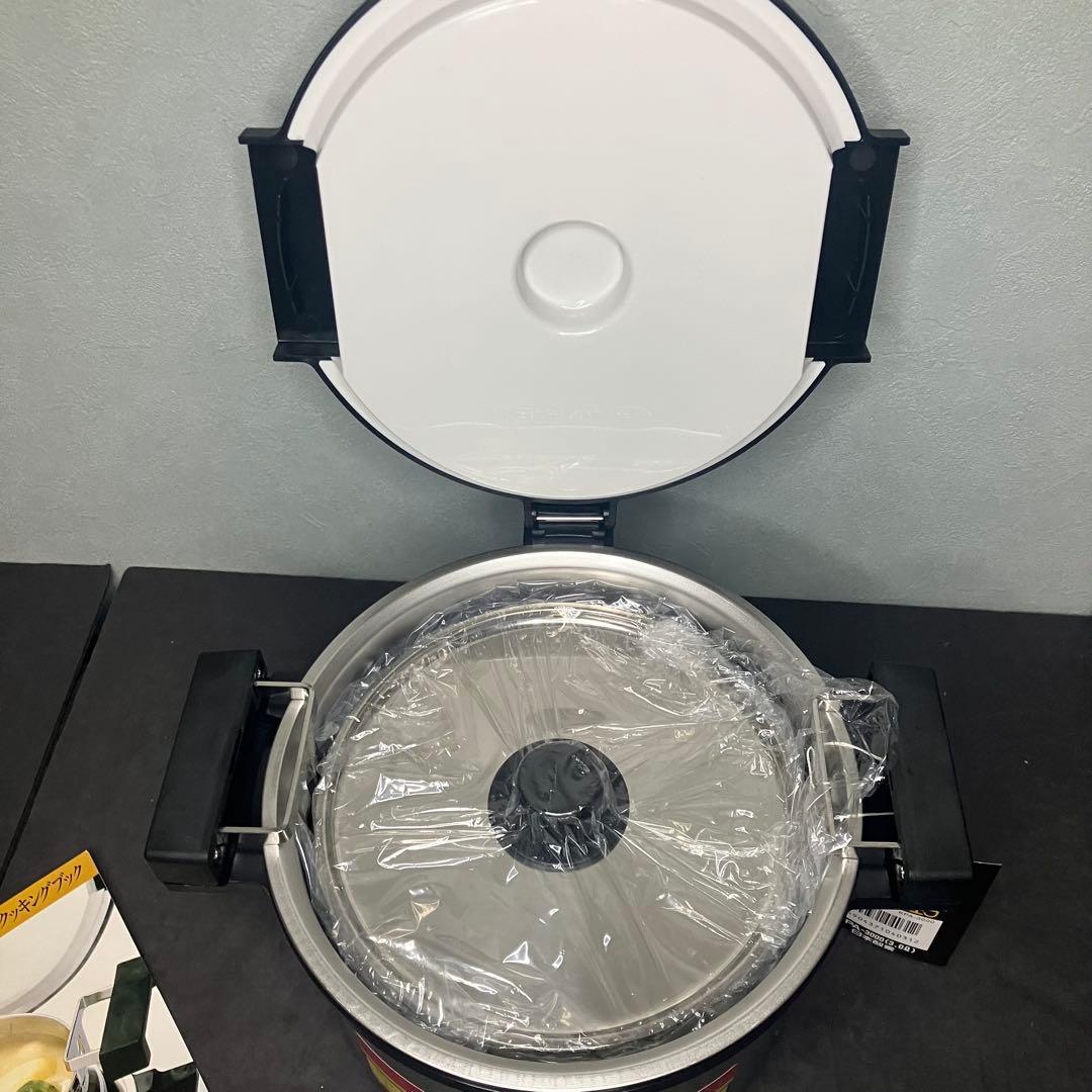 サーモス　真空断熱調理鍋　保温調理鍋　シャトルシェフ　3.0L 未使用品