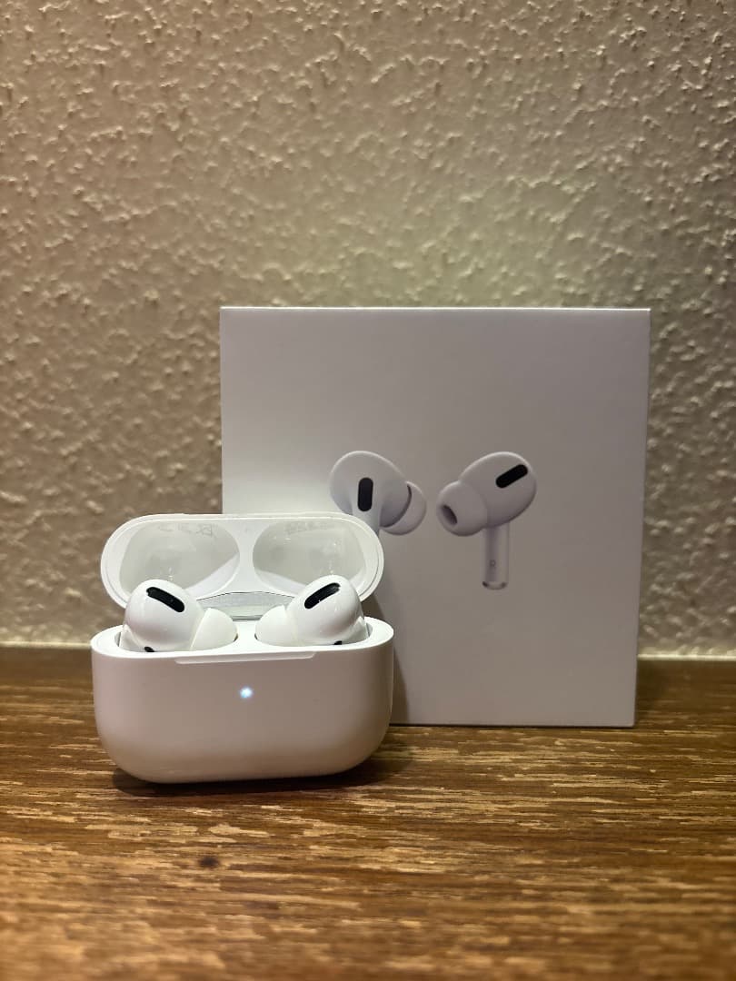 AirPods Pro 本体 Apple、新しいAirPods Proを発表、販売は10月30日から - Apple (日本)