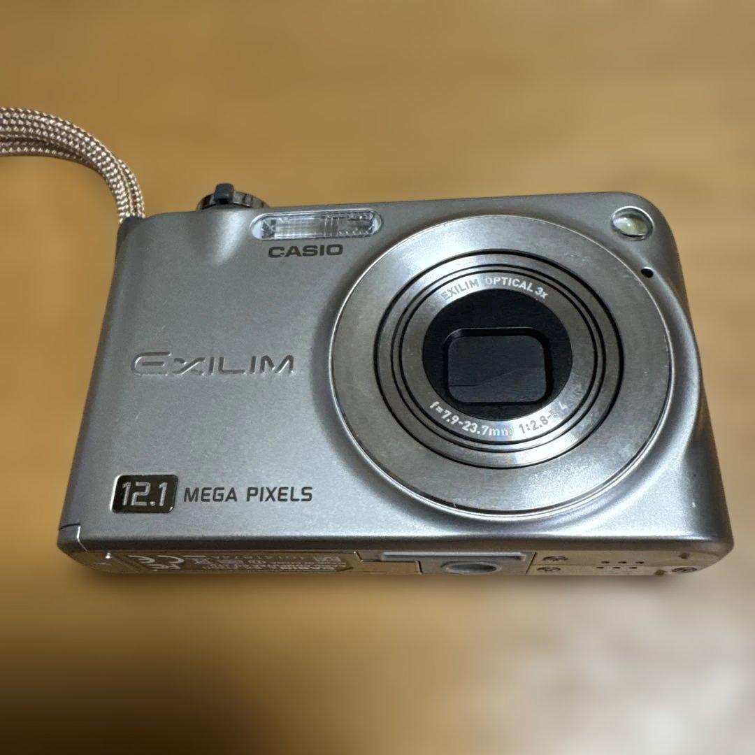CASIO EXILIM EX-Z1200 12.1メガピクセル - メルカリ