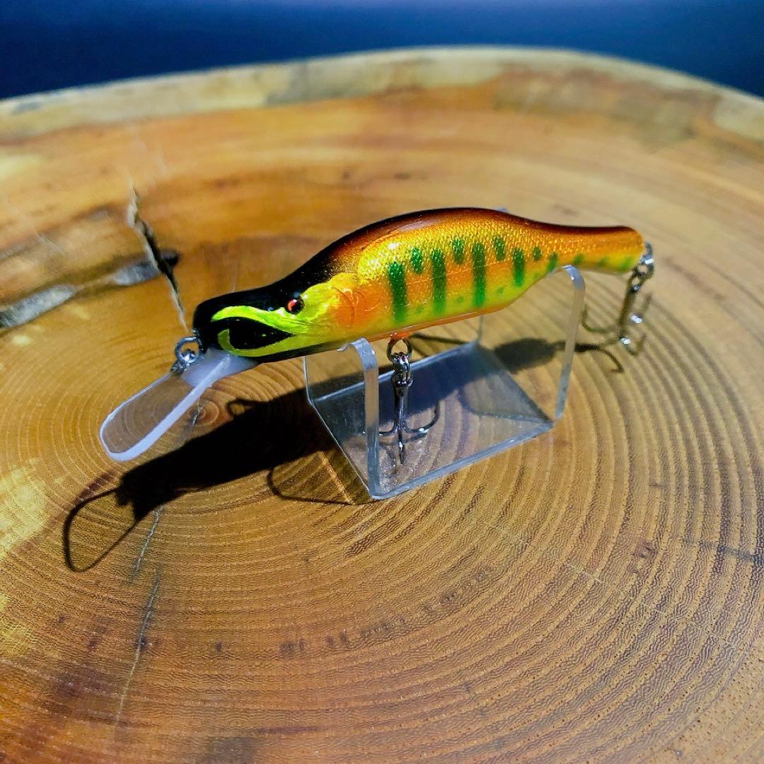 ハンドメイドルアー 渓流バルサミノー 62mm シンキング ヤマメカラー