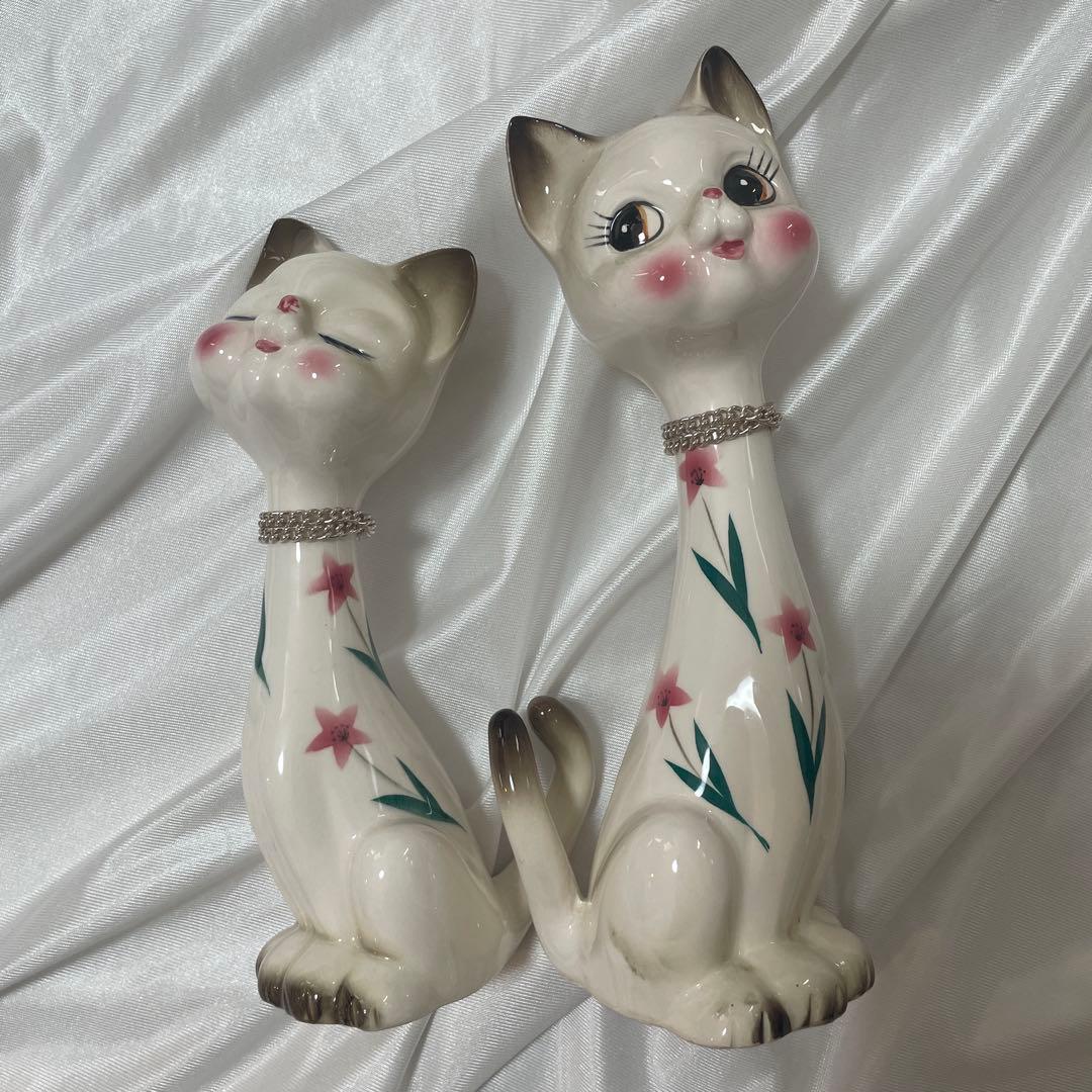 レトロな陶器製猫の置物 花柄デザイン 2体 - メルカリ