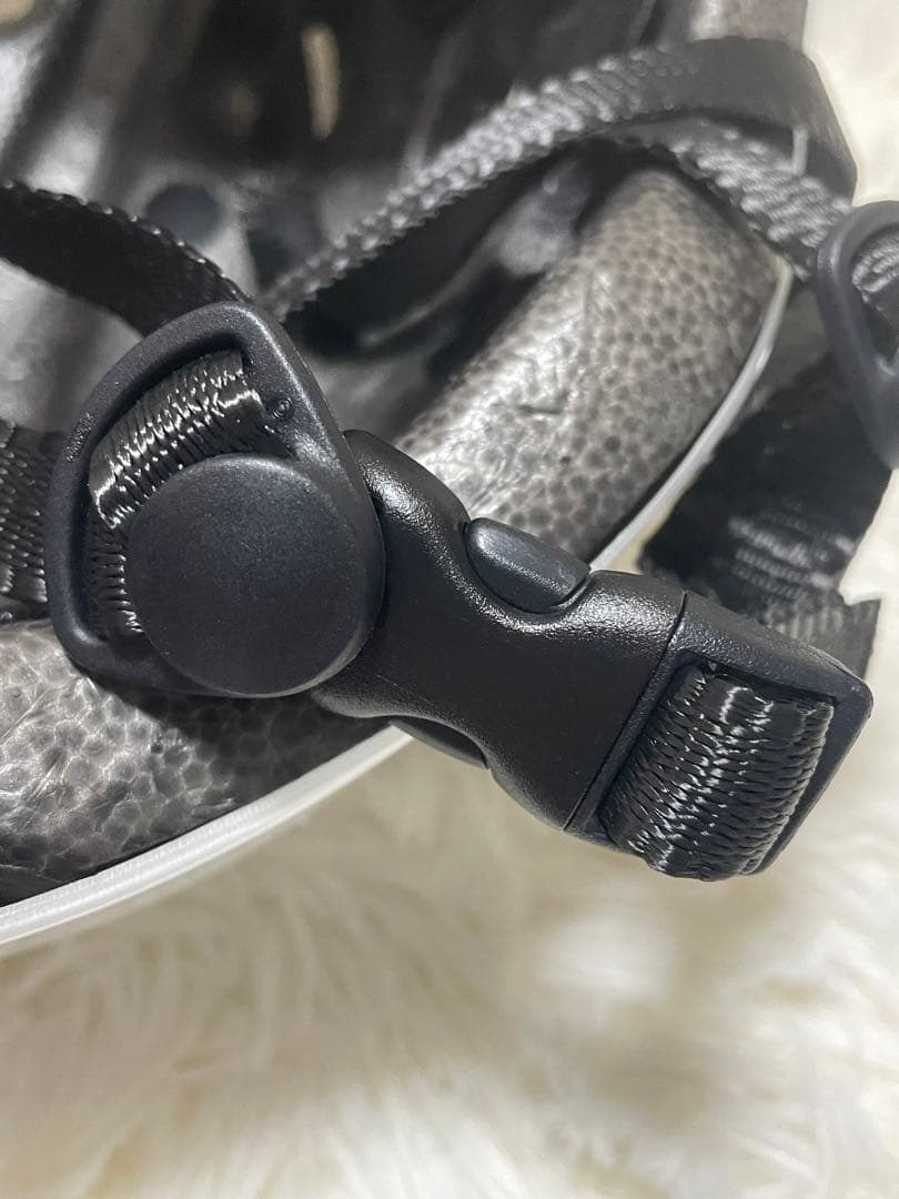 希少 CHANEL シャネル ヘルメット IDENTIFICATION 白 - メルカリ