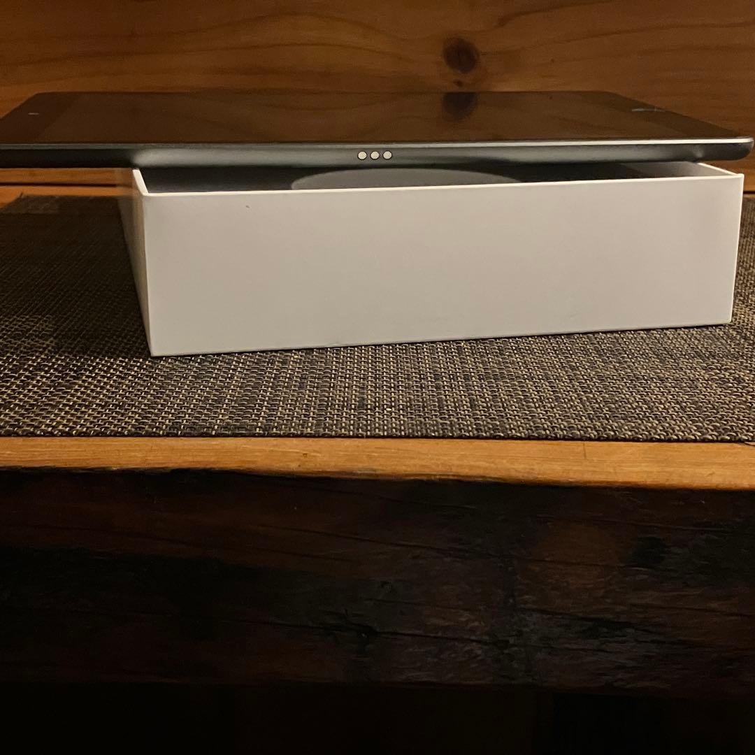 iPad 第7世代 128GB Wi-Fiモデル バッテリー97%箱あり 初期化 - メルカリ