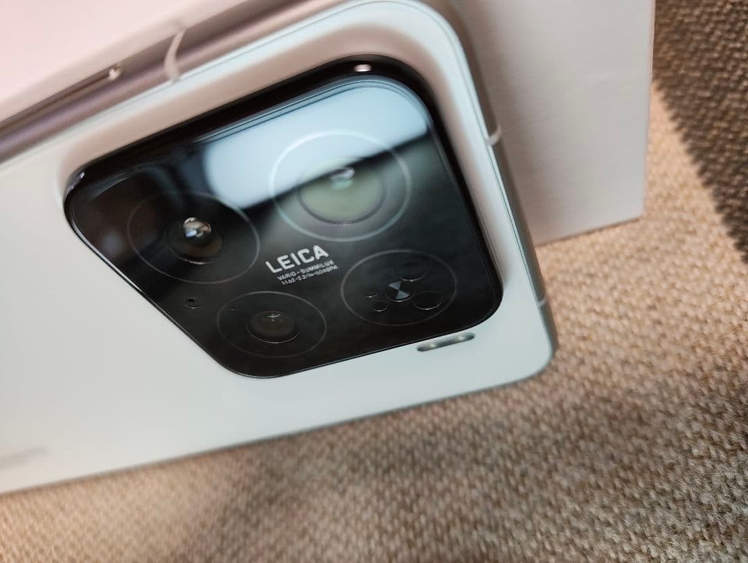 Xiaomi 15 12GB 256GB ホワイト SIMフリー - メルカリ