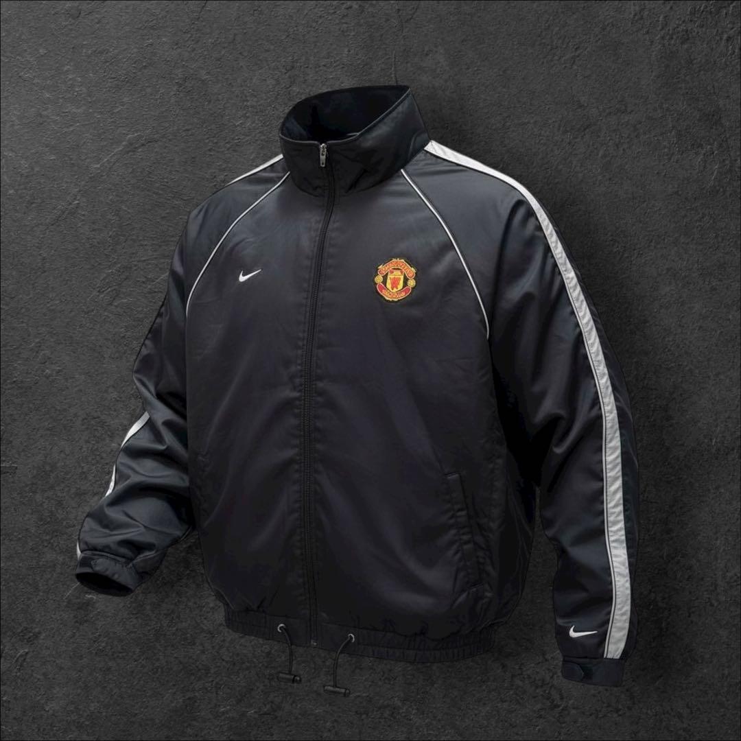 00s nike 短丈 マンチェスターU ナイロンジャケット　ドローコード　L 00s Nike マンチェスターユナイテッド ナイロン ジャケット ドロー