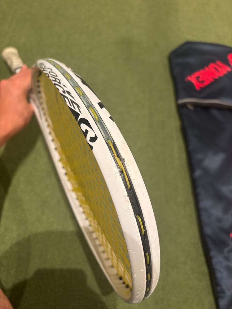 YONEX 旧型ジオブレイク70s ホワイト ケース付き 廃盤モデル - メルカリ