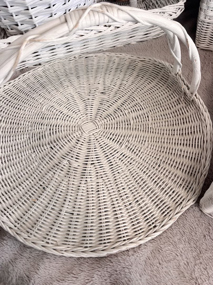 フランス アンティーク パニエ かご バスケット 籐 柳 ピクニック 蚤の市 大きめラウンドパニエ バスケット かご 柳 やなぎ | Brocante de La