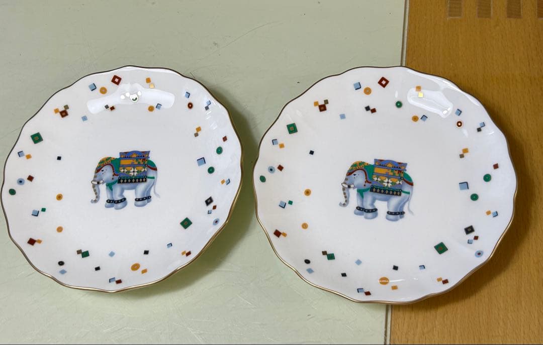 ナルミ 幸せを呼ぶ象 ボウル 大皿 ペア カップ&ソーサー ソルト