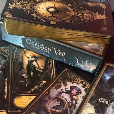 正規品オラクルカード】美麗✨希少インディーズ✨圧倒的世界観で描かれ