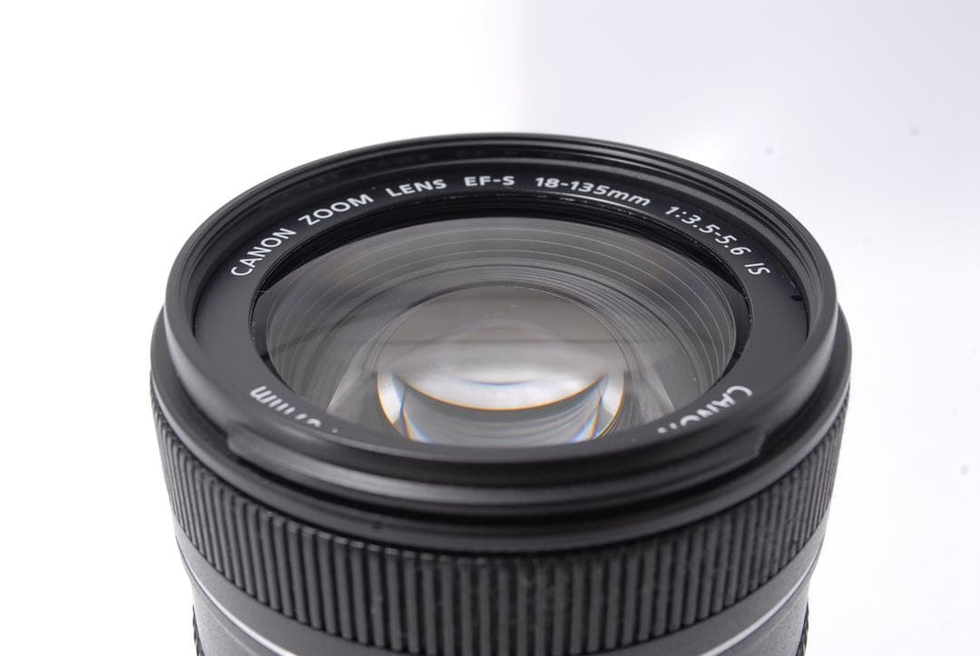 Canon EF-S 18-135mm F3.5-5.6 IS ★美品