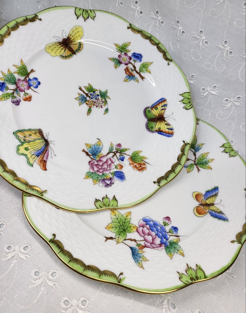 未使用近✨ヘレンド ヴィクトリアブーケ サラダ デザート プレート19 皿花蝶① 未使用近✨ヘレンド ヴィクトリアブーケ サラダ デザート プレート19