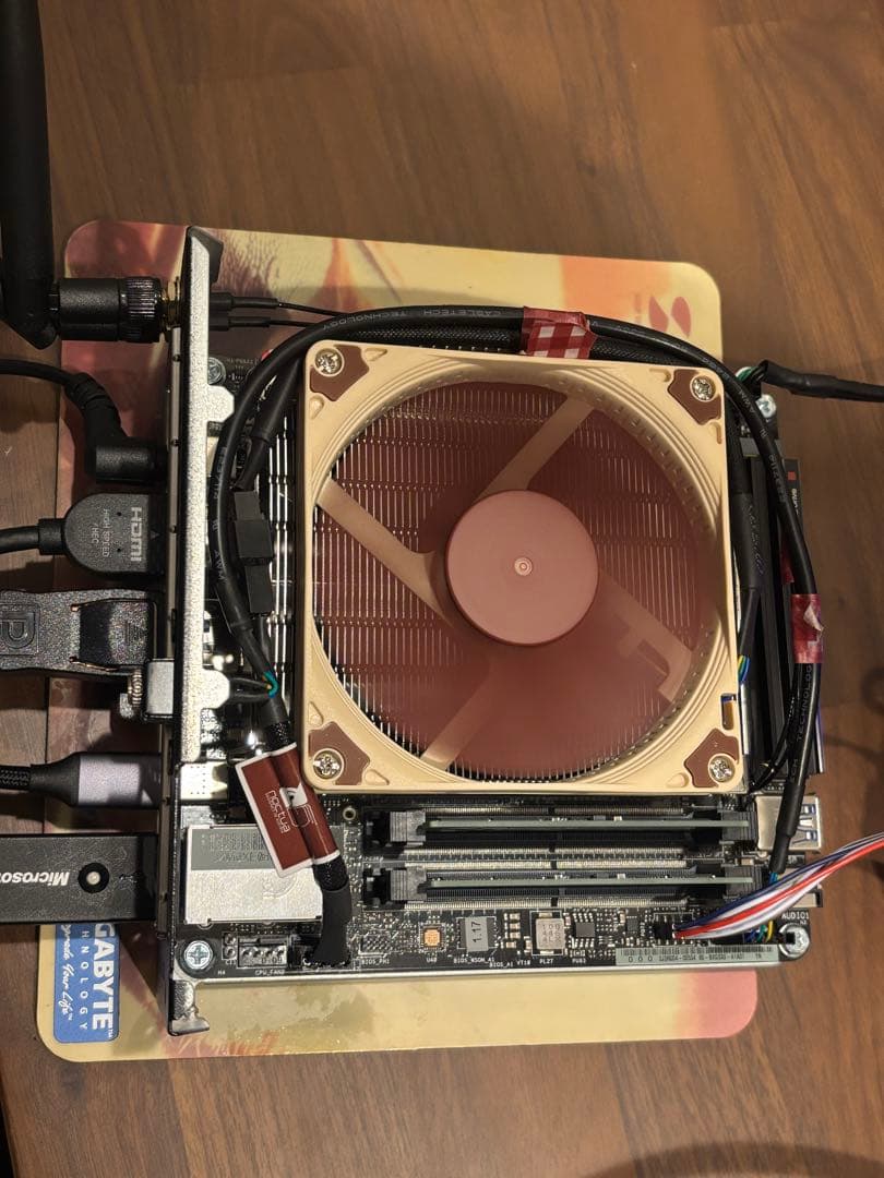 極限】DeskMini X600 × Ryzen 5 9600X ×光速SSD - メルカリ