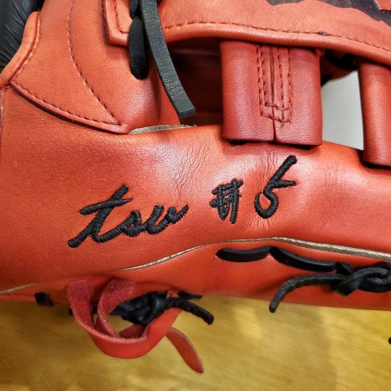 デサント 日本製 新庄剛志モデル 限定品 シルエット刻印 外野用 軟式