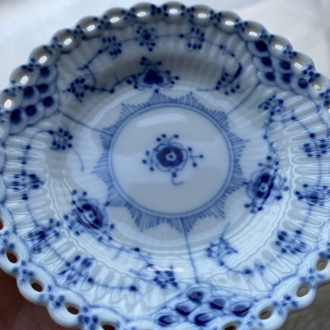 ロイヤルコペンハーゲンブルーフルーテッドフルレース1145 - メルカリ