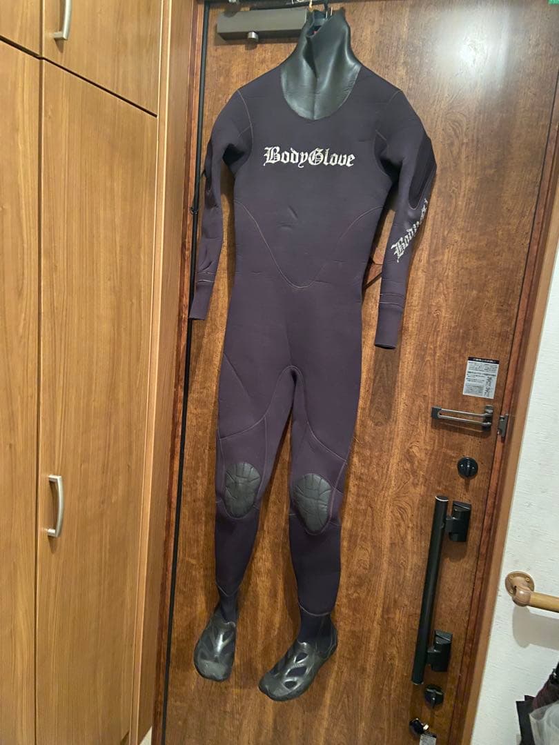 「裏起毛」BodyGlove ドライスーツ M 裏起毛 極上美品 BODYGLOVE ボディグローブ Tジップ 5/3mm セミドライ 中古