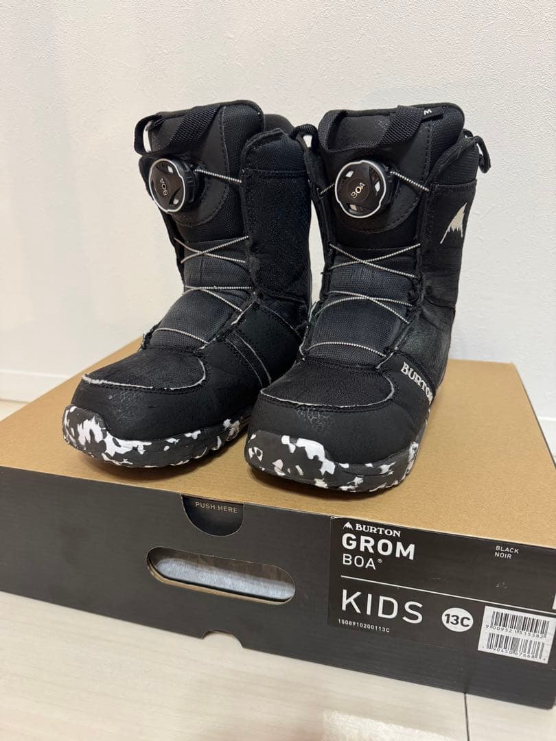 Burton GROM BOA 子供用スノーボードブーツ 19.5 - メルカリ