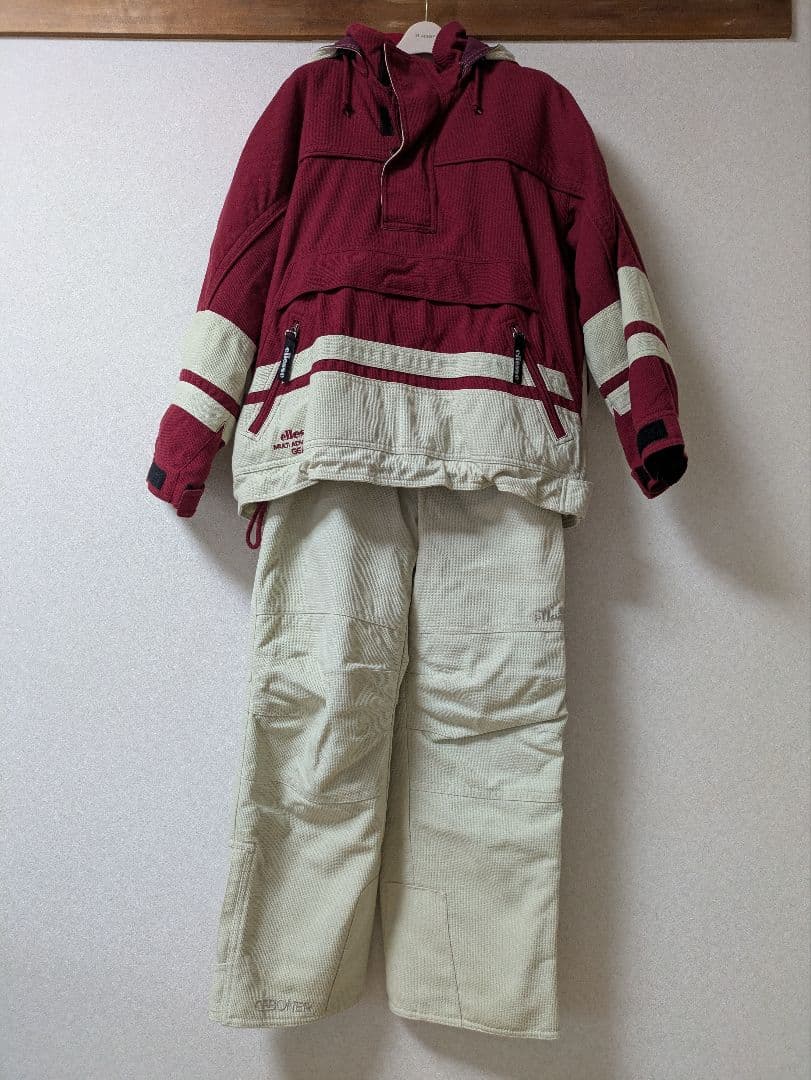 エレッセellesseスキーウェア＋手袋 オフホワイト×赤色 S～SSサイズ エレッセ ellesse スキーウェア セットアップ レディース s - メルカリ