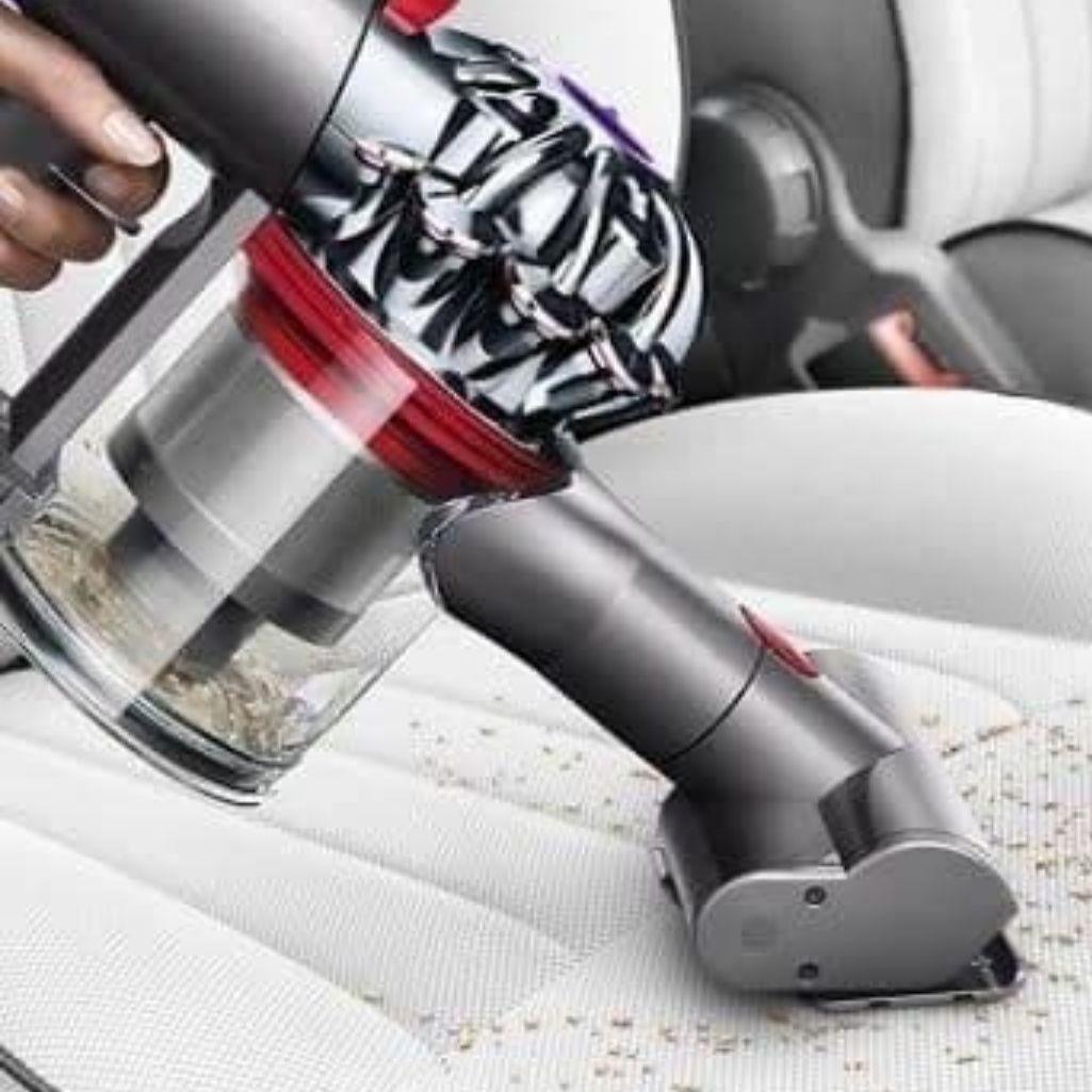 ダイソンV8 SV10掃除機＋マキタ18vアダプターセット完全分解清掃済み