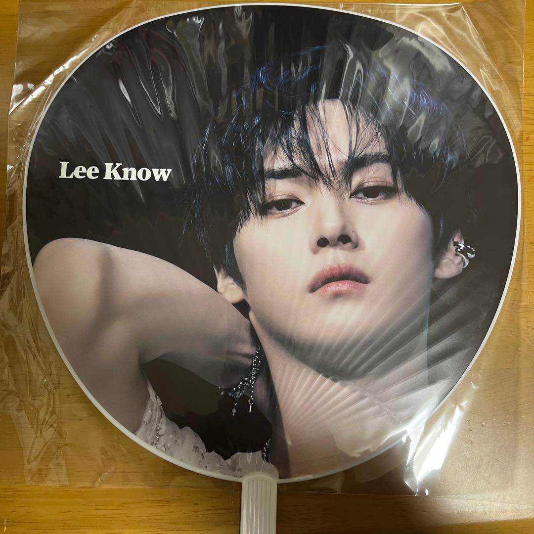 Straykids Xmas POPUP 2024 リノ うちわ GIANT - メルカリ