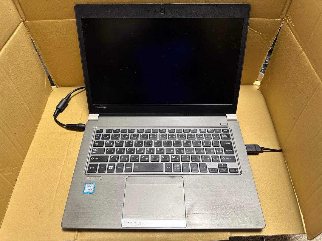 すぐ使用可能： 東芝 dynabook R63/B i5Win11 Office