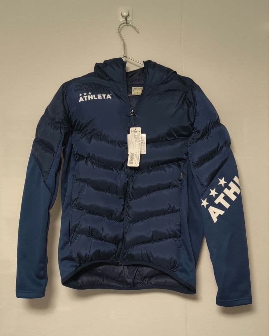新品　人気　アスレタ　中綿ウォームジャケット　サイズM ATHLETA（アスレタ） 中綿ウォームジャケット 【ATHLETA|アスレタ