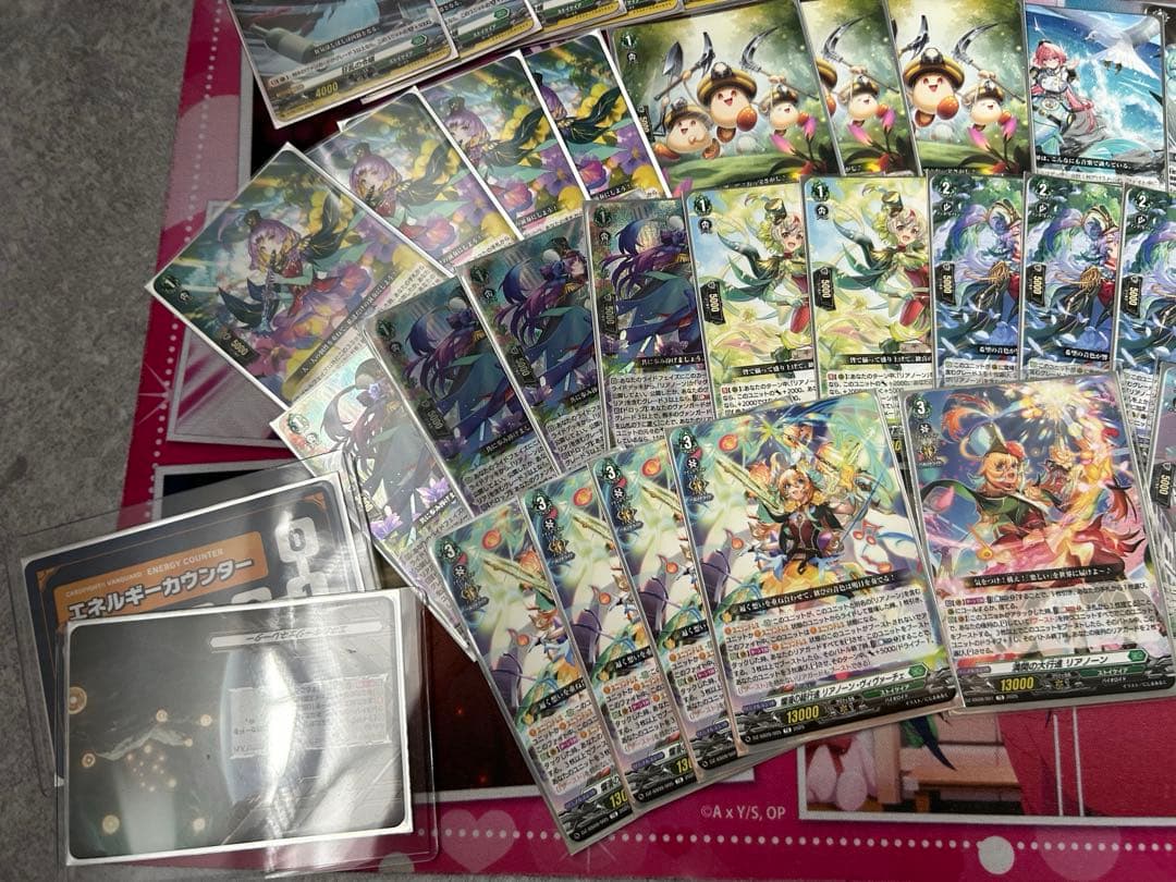ヴァンガード 「Master Deckset 羽根山ウララ」 改造版 - メルカリ