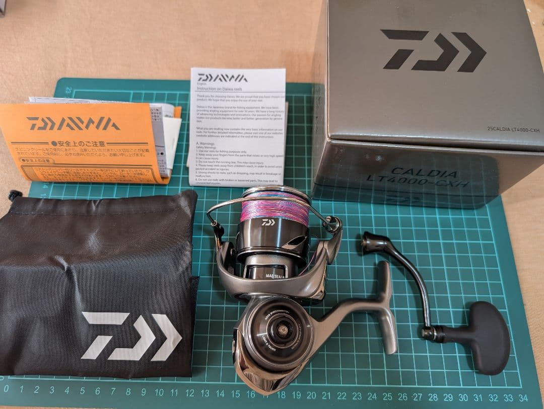 【美品】25カルディアLT4000-CXH ダイワ スピニングリール 25カルディア LT4000-CXH【即日発送】(LT4000