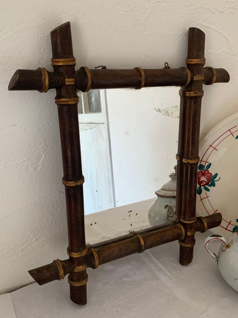 brown バンブー　鏡　壁掛け　ブロカント バンブーのフォルムがおしゃれなアンティークの鏡、フランスから届いた