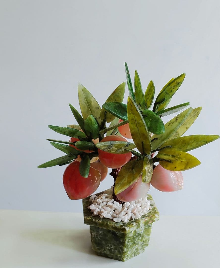 玉石の桃の木 中国 工藝 中国天然石 翡翠ヒスイ 桃の木置物縁起物