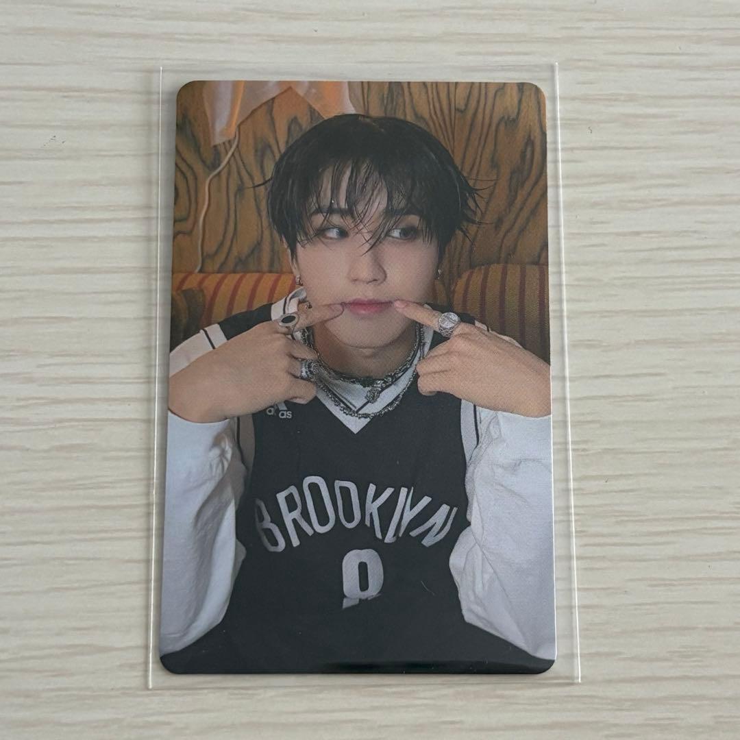 straykids スキズ exhibition 展覧会 CD購入特典 ハン - メルカリ