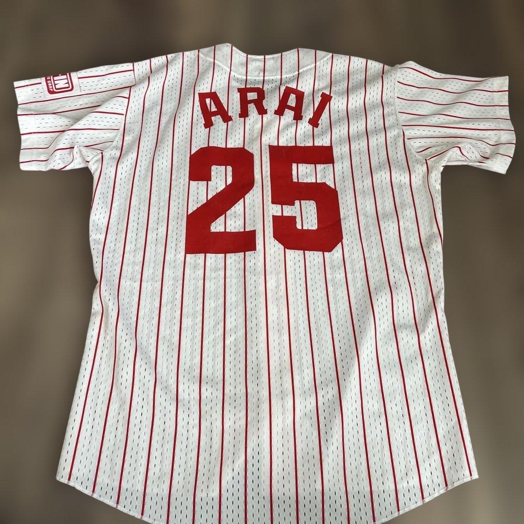 広島東洋カープ 新井貴浩選手 縦縞ユニフォーム Lサイズ - メルカリ