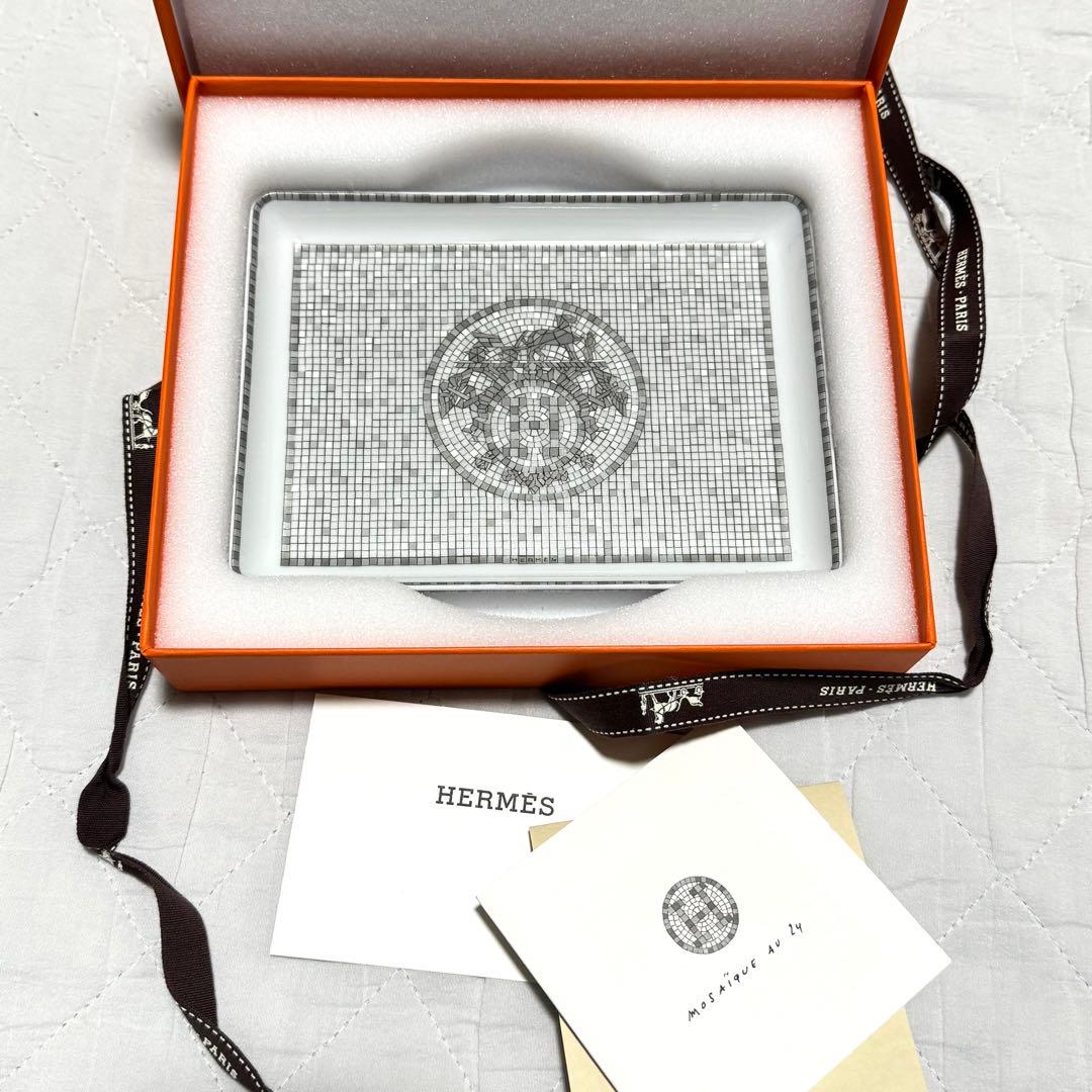 エルメス モザイクヴァンキャトルプラチナコレクション長方形皿陶器