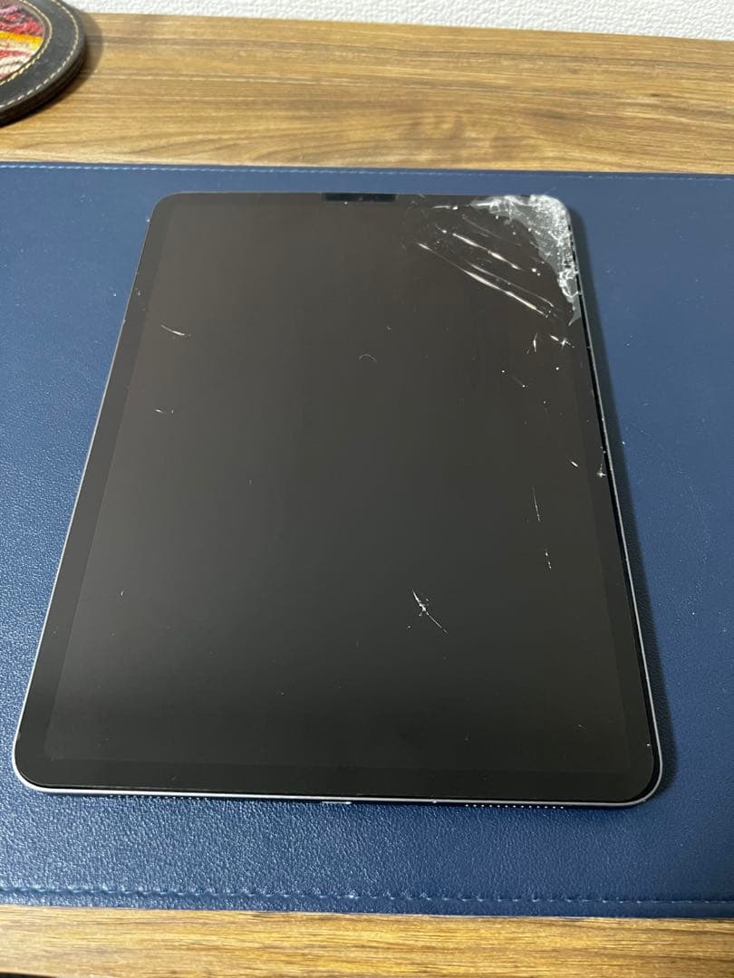 ジャンク】 iPad Pro 11インチ 第2世代 128GB Wifiモデル - メルカリ