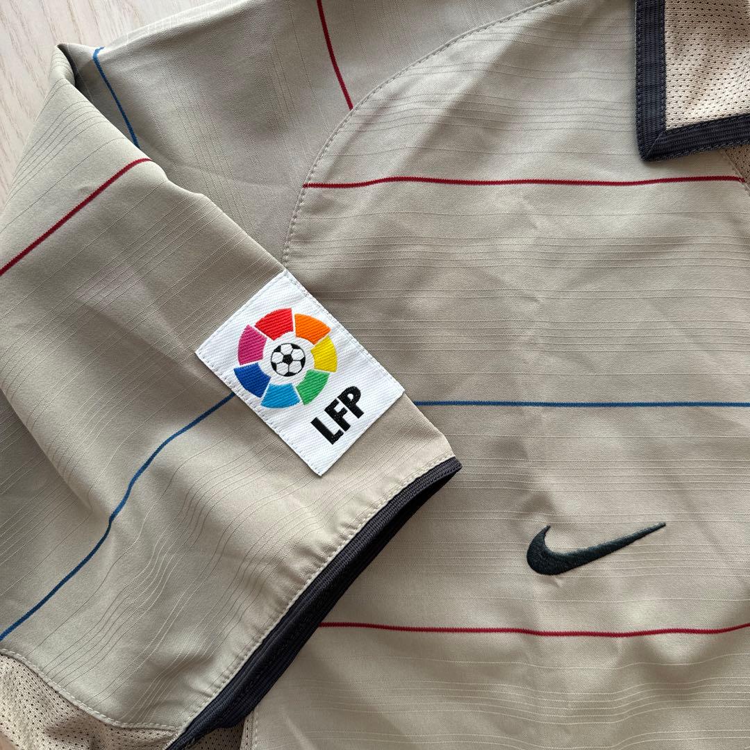 バルセロナ/03-04/アウェイ 3rd ユニフォーム/ナイキ/Lサイズ - メルカリ