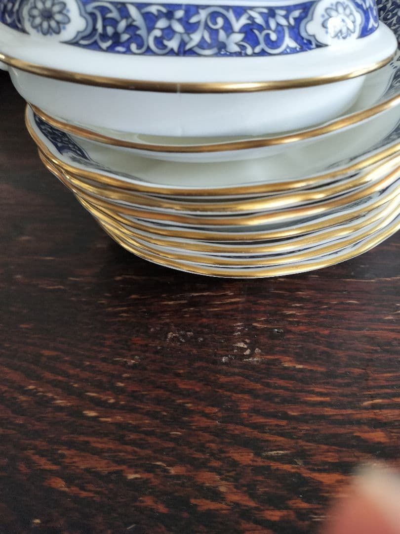 ロイヤルクラウンダービーミルディールのディナーセット 訳あり - メルカリ