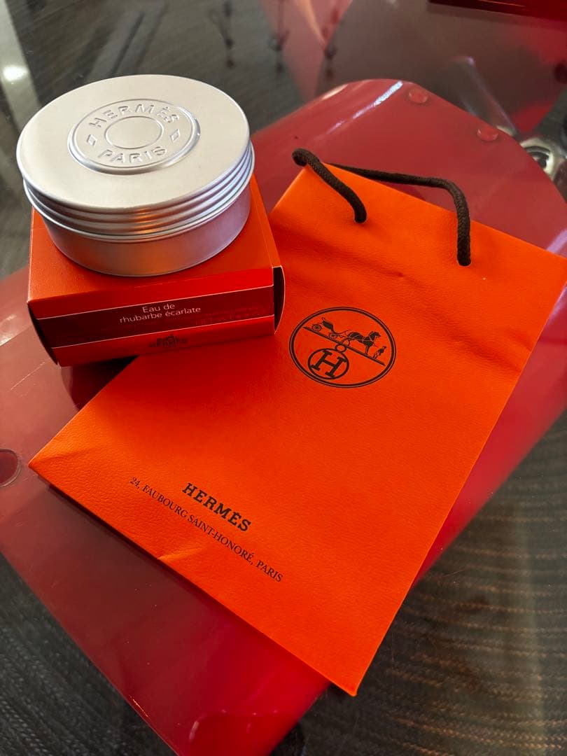 HERMES オードゥ ルバーブ エルカラット モイスチャライジングバーム