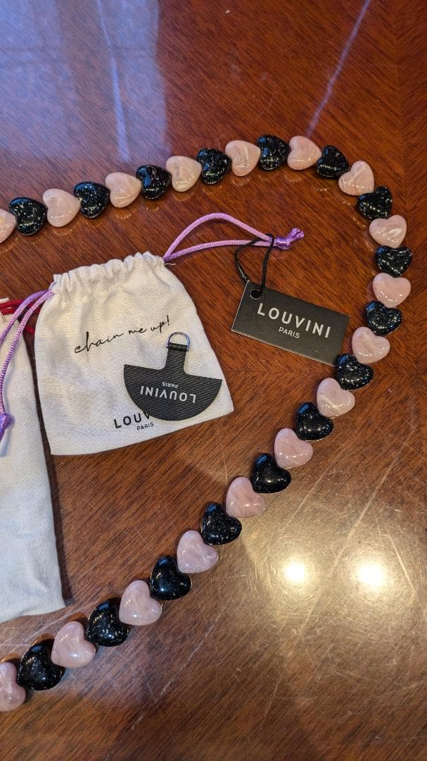 LOUVINI ハート型ショルダーストラップ K107136276 - スマホ