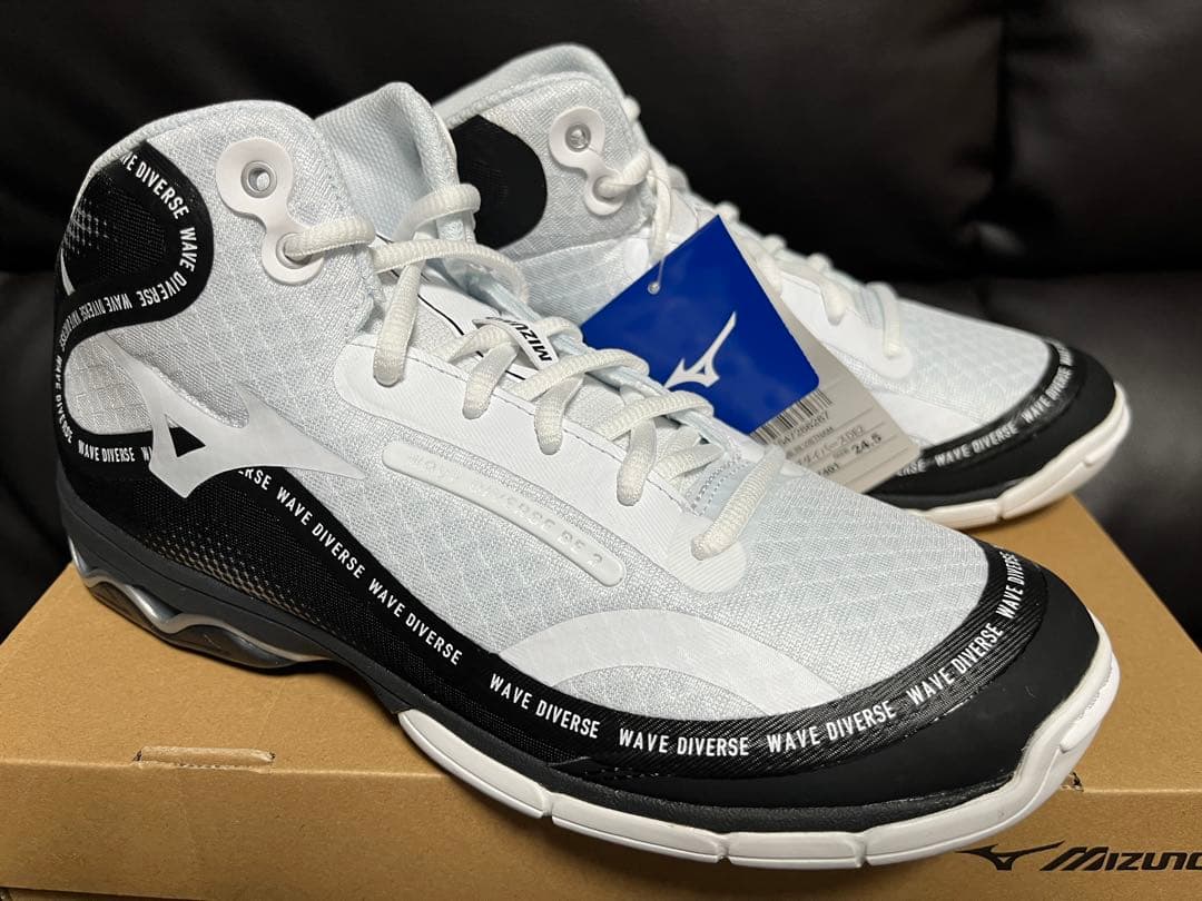 新品　Mizuno Wave Diverse DE2ホワイト24.5cm 楽天市場】【店内商品3点以上でさらに3％OFFクーポン配布中】MIZUNO