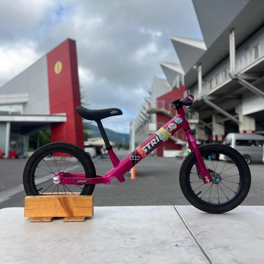 む*う様 バランスバイク 14x カスタム　マッハビットFRY む*う様 バランスバイク 14x カスタム マッハビットFRY バランスバイク