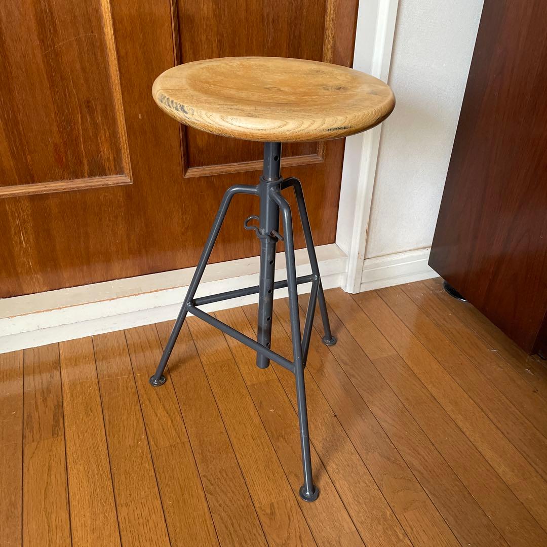 アクシス　スツールーアジャスター　CL002S 椅子 CAGUUUより、次世代のオフィス家具シリーズ「AXISU」が登場 | CAGUUU