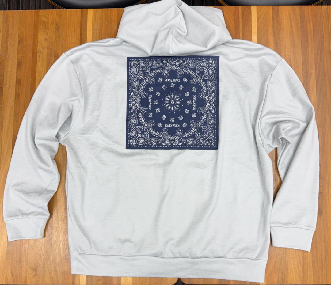 TaylorMade バンダナ柄グレーセーター Oサイズ TaylorMade バンダナ柄 パーカー Oサイズ GO/LOOK!（ゴルック