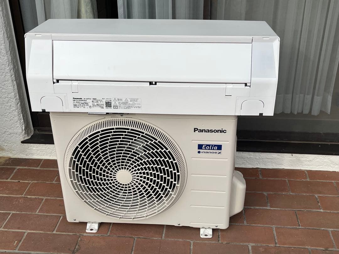 パナソニックCS-225DEXE5 2025年日本製自動掃除エアコン　実質未使用 パナソニックCS-225DEXE5 2025年日本製自動掃除機能•付属品一式 - メルカリ