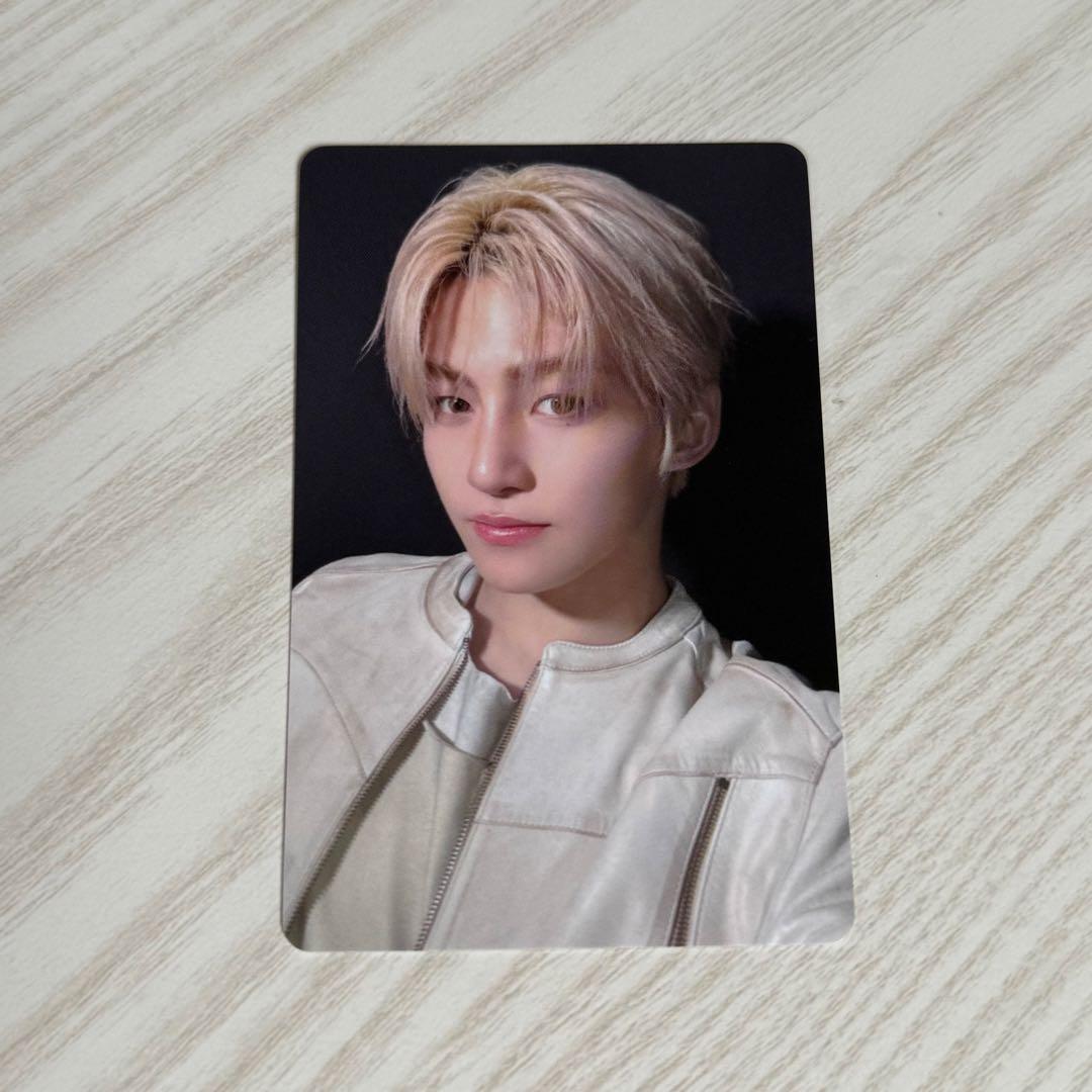 TWS play hard music art サイン会 トレカ ジフン - メルカリ