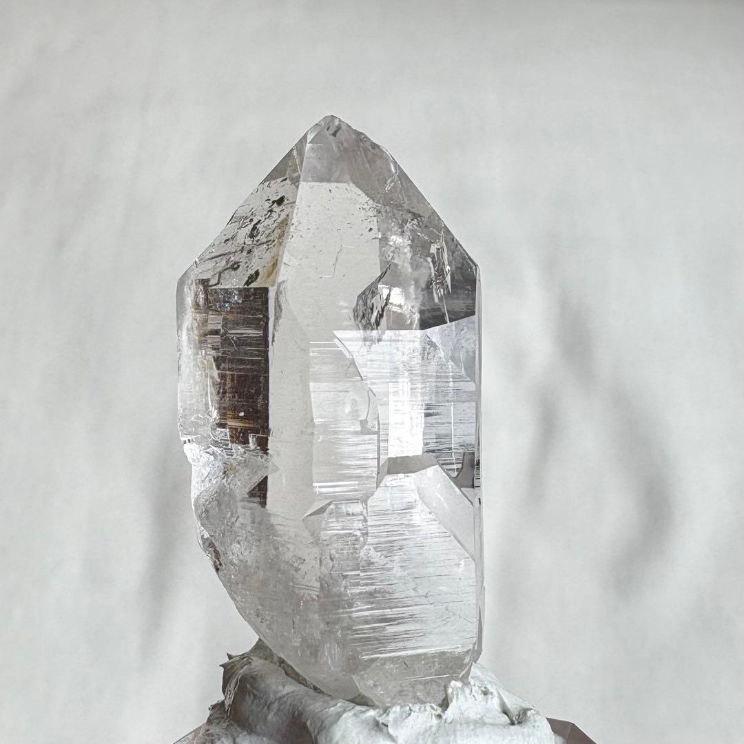 【最終値下げ】イタリア モンブラン クォーツ ポイント 水晶 鉱物標本 原石 フランス モンブラン産（アルプス） スモーキークォーツ（水晶） No.7