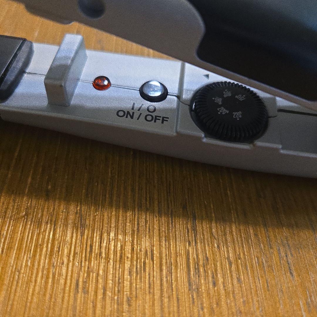 A's style EX セラミックイオンストレートアイロン - メルカリ