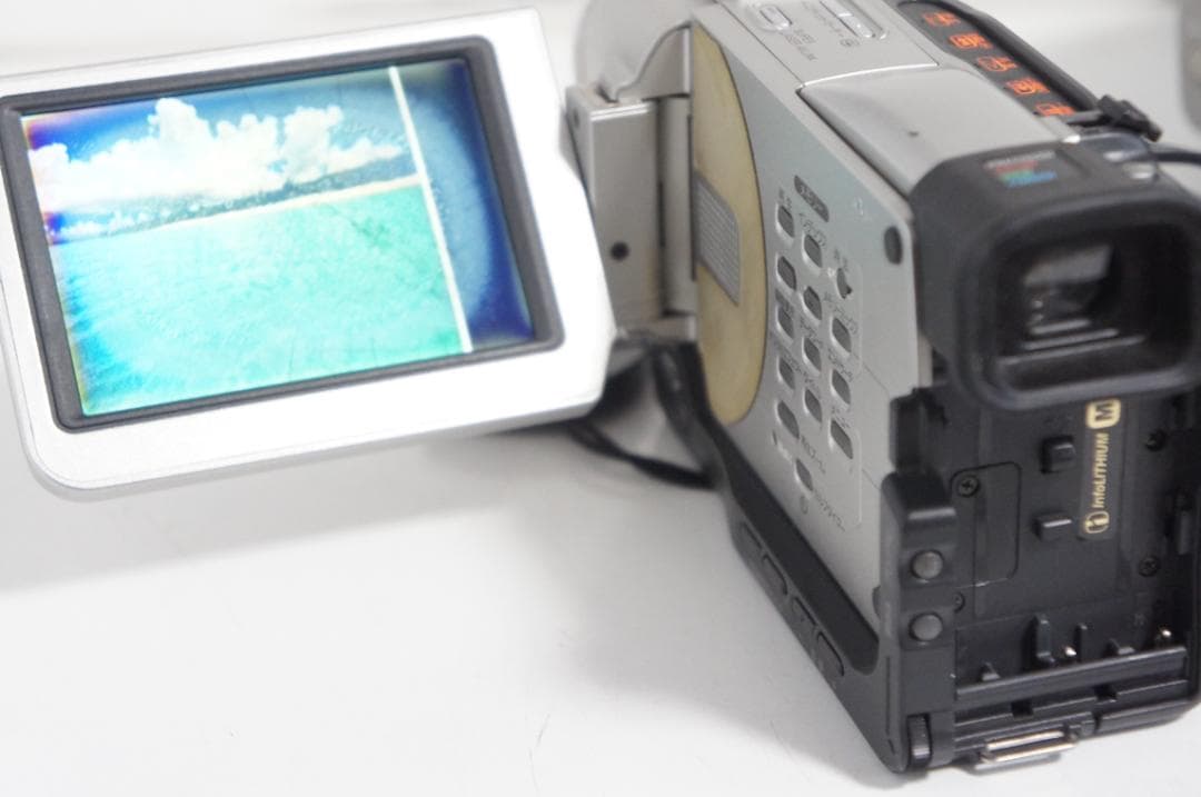 動作品☆DCR-TRV20 SONY MiniDVビデオカメラ 825 - メルカリ
