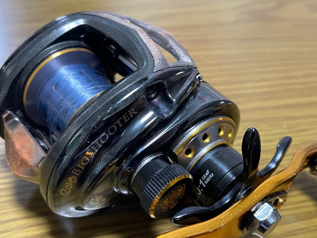 値下中】アブガルシア レボ ビックシューターコンパクト ガラスCT済み