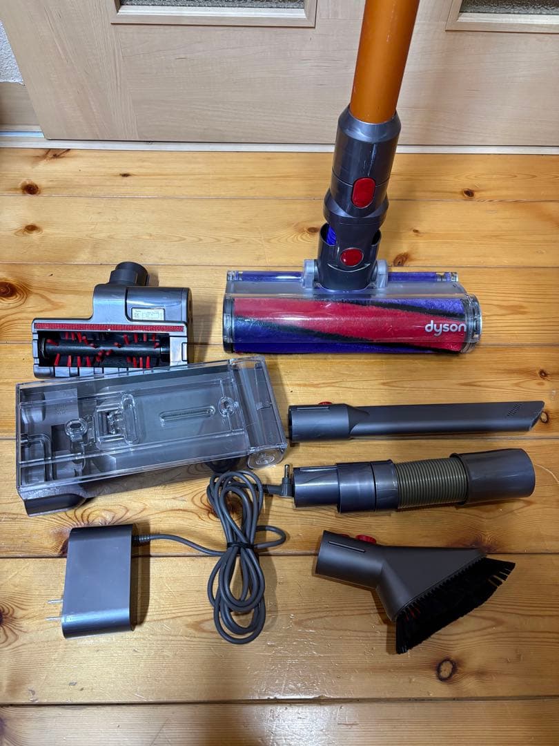 ダイソン Dyson V10（SV12） 動作確認済み - メルカリ