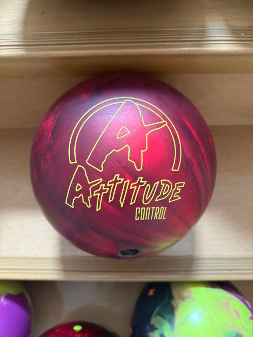 アティチュードコントロール ATTITUDE CONTROL™ | ボウリングのことならサンブリッジ